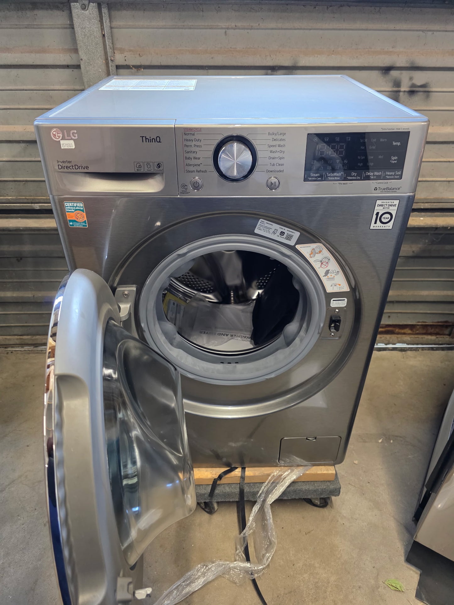 Lg All in One (Washer & Dryer Combo)
