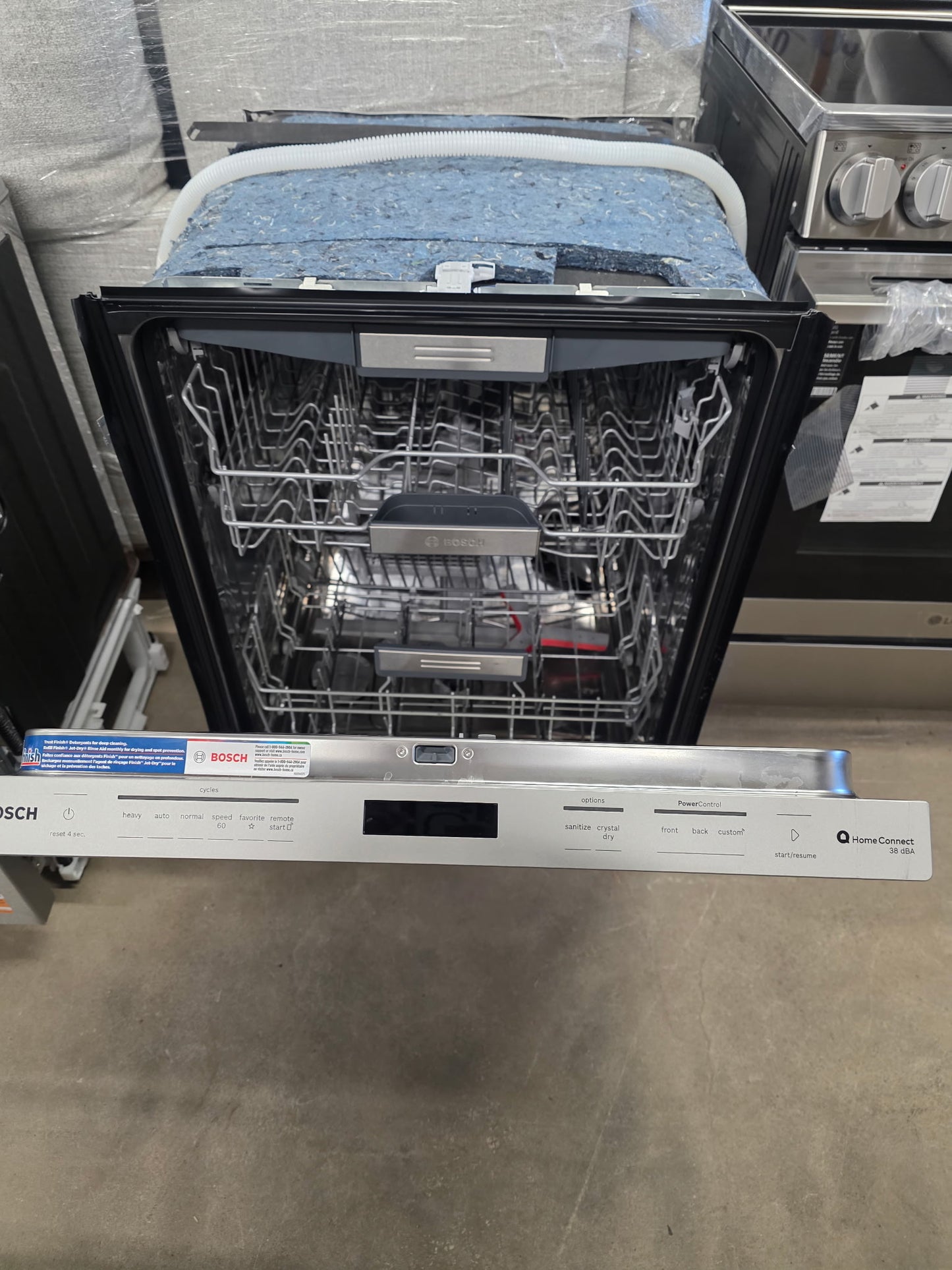 Bosch Benchmark Series 24-in