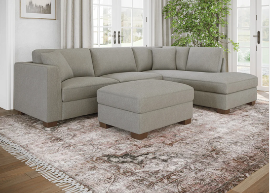 Thomasville Walsen Sectional with Storage Ottoman